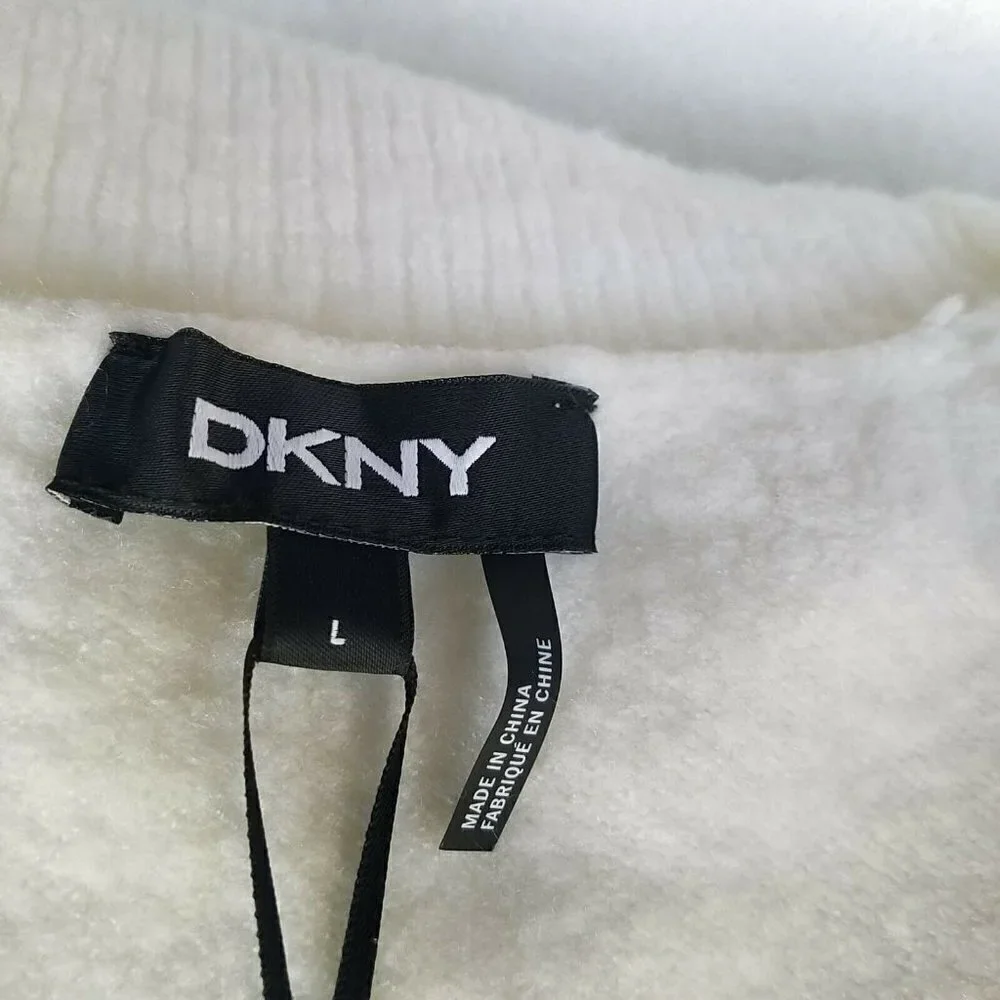 DKNY Turtleneck Acrylic Blend Oversized Sweater Women's. Size Large. NWT $89